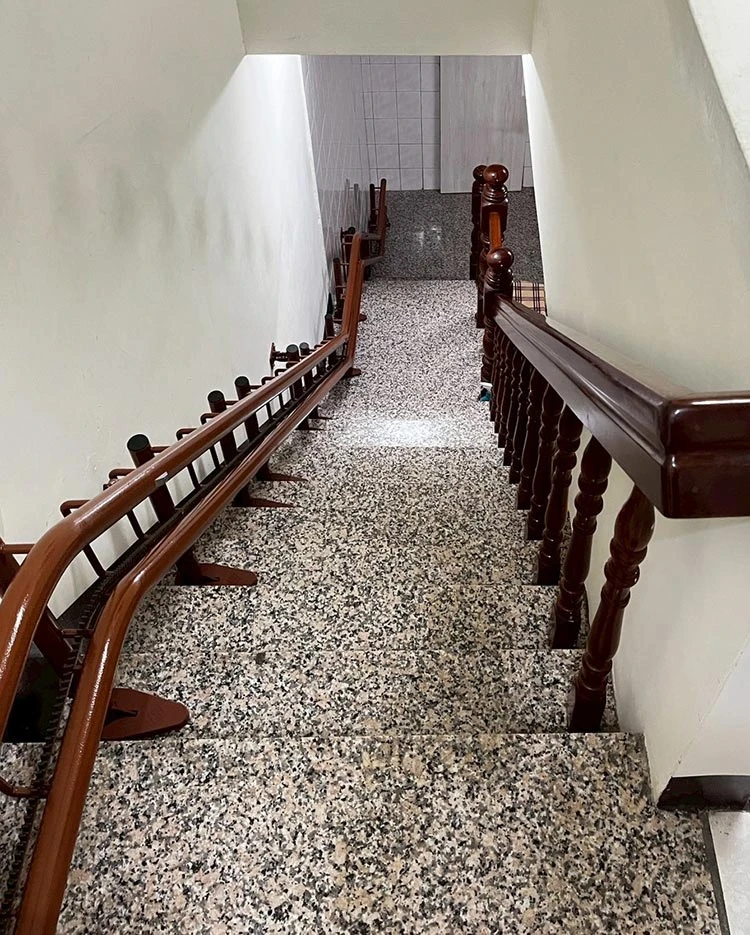 Straight-climbing-Curved-blue-1Fto2F (2)
